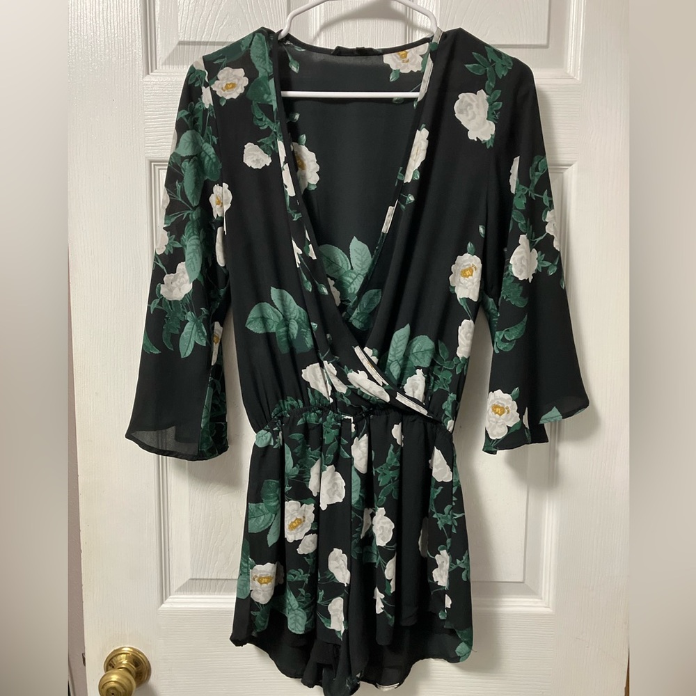 Chiffon Floral low cut slip on bell sleeve romper